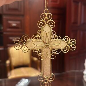 Cross ornament in great condition 10 pieces